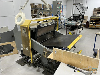 Papierschneidemaschine