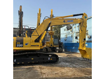 KOMATSU PC220-8 Kettenbagger