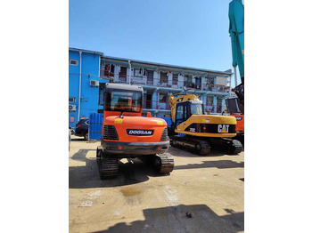 Kettenbagger Awesome Performance Korea Imported Small Scale Used Doosan Dh60 Excavator in Shanghai: das Bild 2