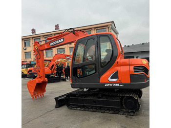DOOSAN DX75 Kettenbagger