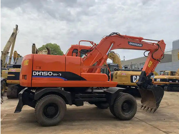 Kettenbagger Wheel digging excavator Used DOOSAN150W DH150W DH150W-7 / second-hand KOREA engine DOOSAN DH 150 150W-7 DOOSAN150: das Bild 5