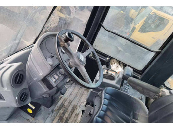 Straßenwalze used Road making machine CAT CS 683E roller: das Bild 2
