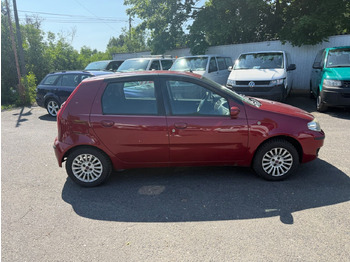 Limousine Fiat Punto Aktueller HU: das Bild 3