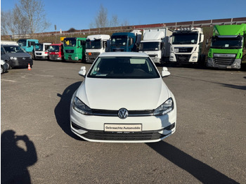 VOLKSWAGEN Schrägheck