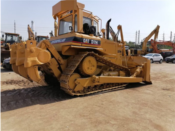 CATERPILLAR D7H Bulldozer