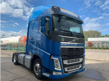 VOLVO Sattelzugmaschine