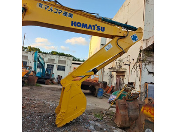 Kettenbagger Komatsu PC 220: das Bild 2 Kettenbagger Komatsu PC 220: das Bild 2