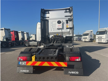 Sattelzugmaschine Iveco S-WAY 500: das Bild 5