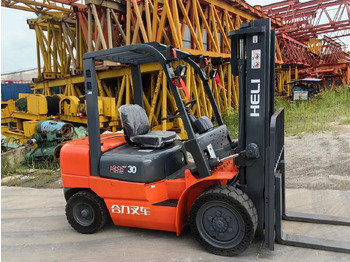 HELI Dieselstapler