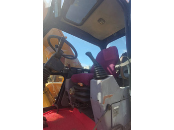 Mobilbagger HYUNDAI ROBEX 210W-9: das Bild 3