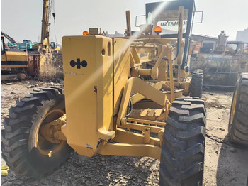 KOMATSU Grader