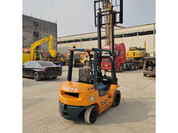 TOYOTA Dieselstapler