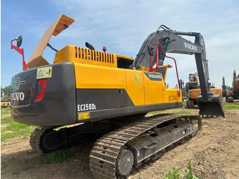 VOLVO EC250 Kettenbagger