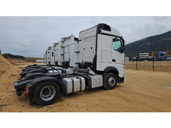 MERCEDES-BENZ Actros 1851 Sattelzugmaschine