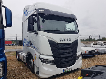 IVECO Sattelzugmaschine