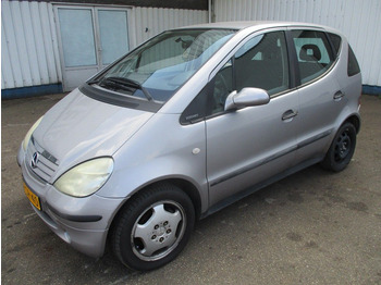 MERCEDES-BENZ Schrägheck