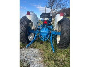 Traktor 1973 Ford 3000 - mva fri: das Bild 4