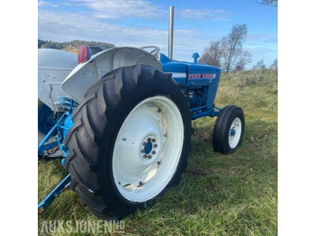 Traktor 1973 Ford 3000 - mva fri: das Bild 3