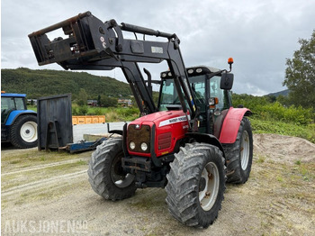 MASSEY FERGUSON 6470 Traktor