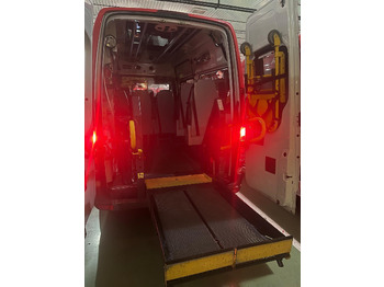 Krankenwagen MERCEDES BENZ AMBULANCE FOR REDUCED MOBILITY PERSONS Sprinter 313 CDI(15 units): das Bild 5