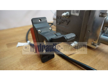 Frontlader für Traktor für LKW Full proportional valve 3 sections SPV 20-120 l/min 12 or 24 V plug and play det also available with Walvoil DPX100: das Bild 4 Frontlader für Traktor für LKW Full proportional valve 3 sections SPV 20-120 l/min 12 or 24 V plug and play det also available with Walvoil DPX100: das Bild 4