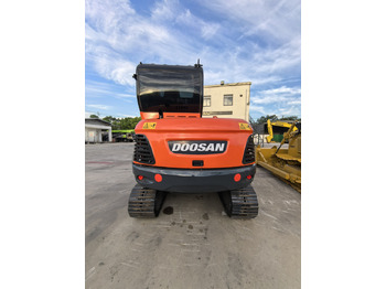 DOOSAN DX60 Kettenbagger