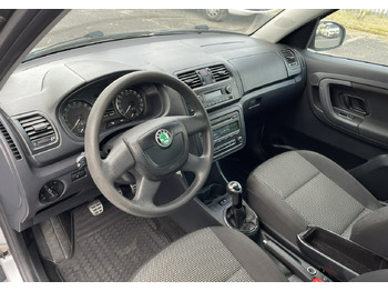 PKW Skoda Roomster I Roomster Scout 1.6-16V Klima 2012: das Bild 2