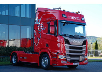 SCANIA R 450 Sattelzugmaschine