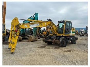 DOOSAN DX160W Mobilbagger