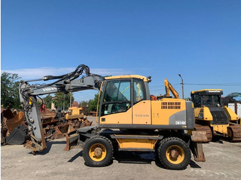 Mobilbagger Volvo EW 140 C: das Bild 2