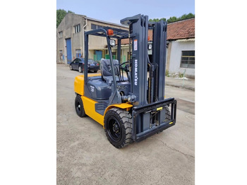 KOMATSU Gabelstapler