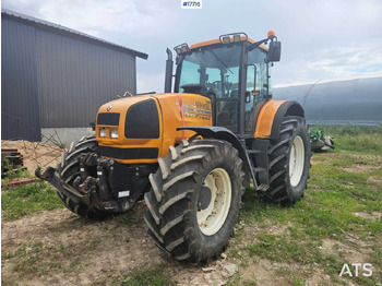RENAULT Ares Traktor