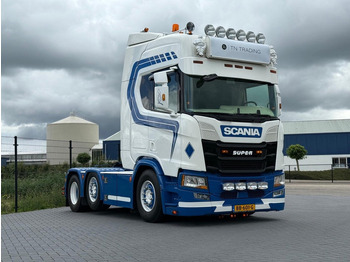 SCANIA R 450 Sattelzugmaschine