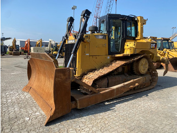 CATERPILLAR D6T Bulldozer