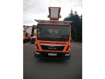 LKW mit Arbeitsbühne Palfinger P 300 KS: das Bild 5
