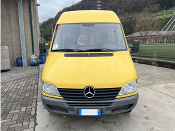 Kleinbus, Personentransporter Mercedes-Benz Sprinter: das Bild 2 Kleinbus, Personentransporter Mercedes-Benz Sprinter: das Bild 2