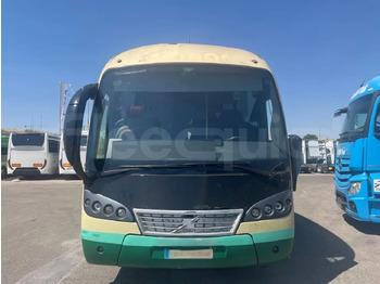 VOLVO Reisebus