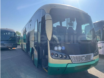 VOLVO Reisebus