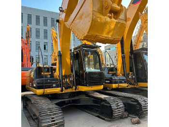 CATERPILLAR 323D Kettenbagger