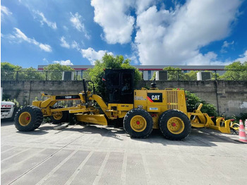 CATERPILLAR 140H Grader