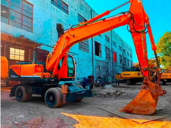 HYUNDAI R210 Kettenbagger