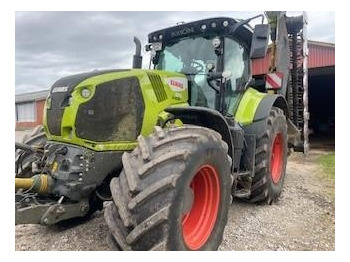 CLAAS Axion 870 Traktor
