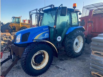 NEW HOLLAND T5050 Traktor