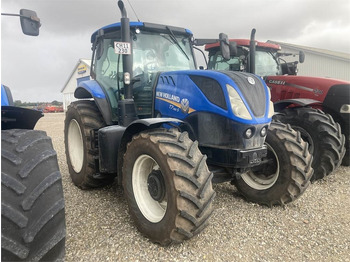 NEW HOLLAND T7 Traktor