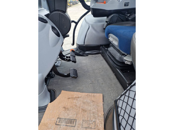 Traktor New Holland T7.270AC STAGE V: das Bild 5