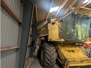 Mähdrescher New Holland TX36 SLH: das Bild 2