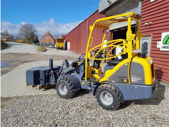 Hoflader Eurotrac W11 LAV TÅRN: das Bild 3