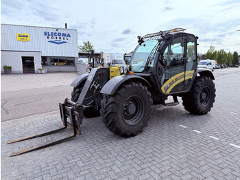NEW HOLLAND Teleskoplader