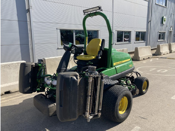 JOHN DEERE 7500 Rasenmäher