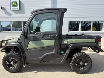 JOHN DEERE Quad